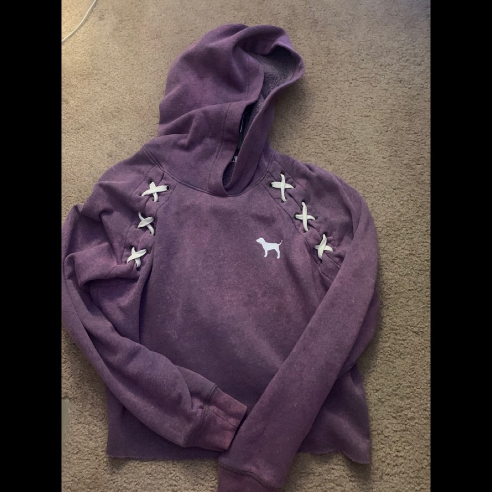 Cropped pink hoodie